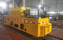 礦用電機車如何使用無人駕駛運行單元？